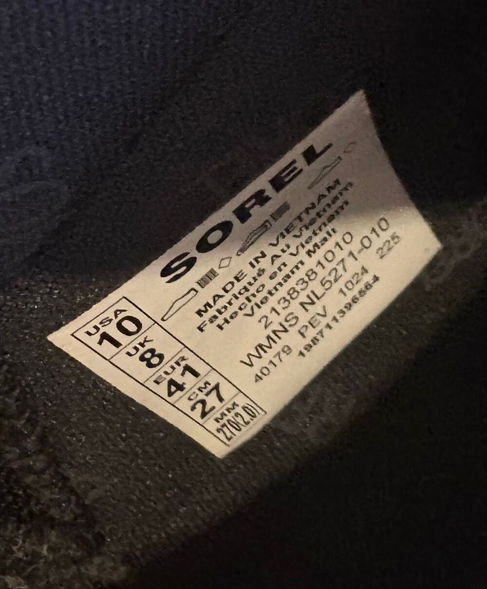 Sorel Out N About IV Mini Puffy Boots Black Slip On Waterproof woman’s size 10 - Picture 5 of 10